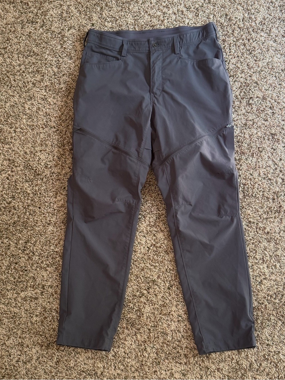 *Duluth Trading Co* Alaskan Hard Gear outdoor covert men’s shorts pants - 34/30